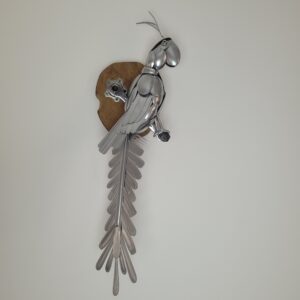 décoration murale perroquet en métal chromé